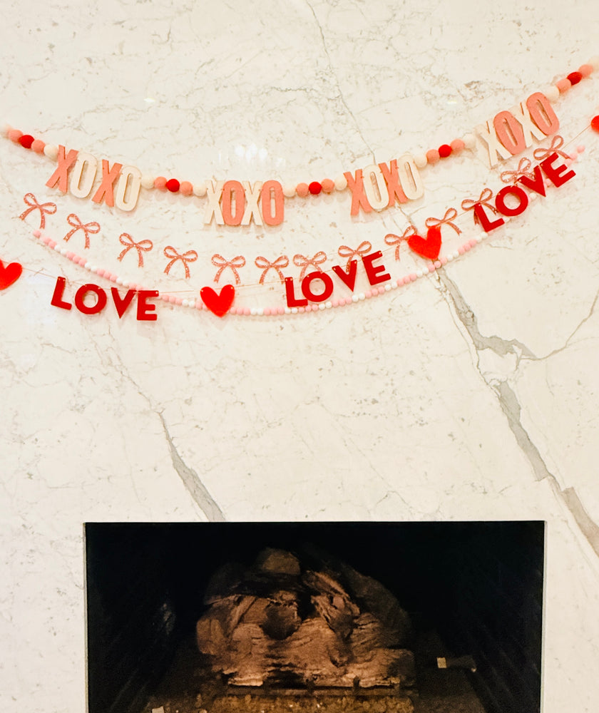 Glitter Bow Felt Garland