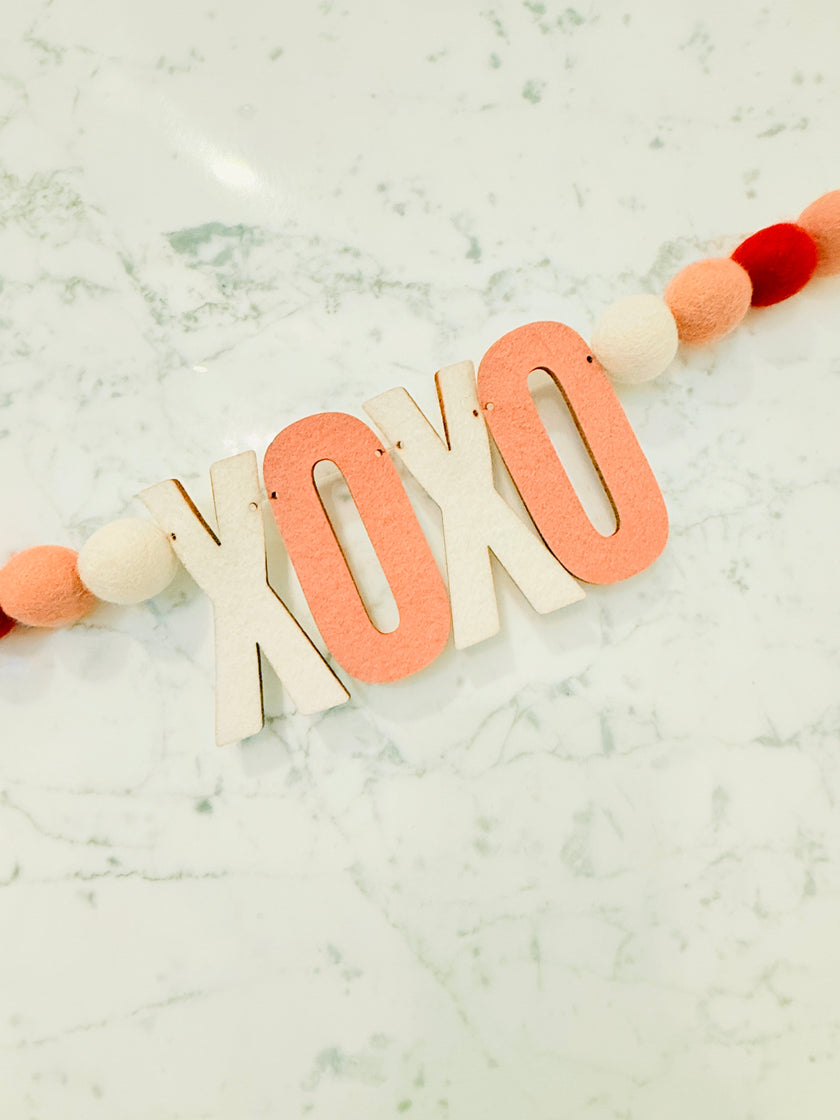 XOXO Felt Garland