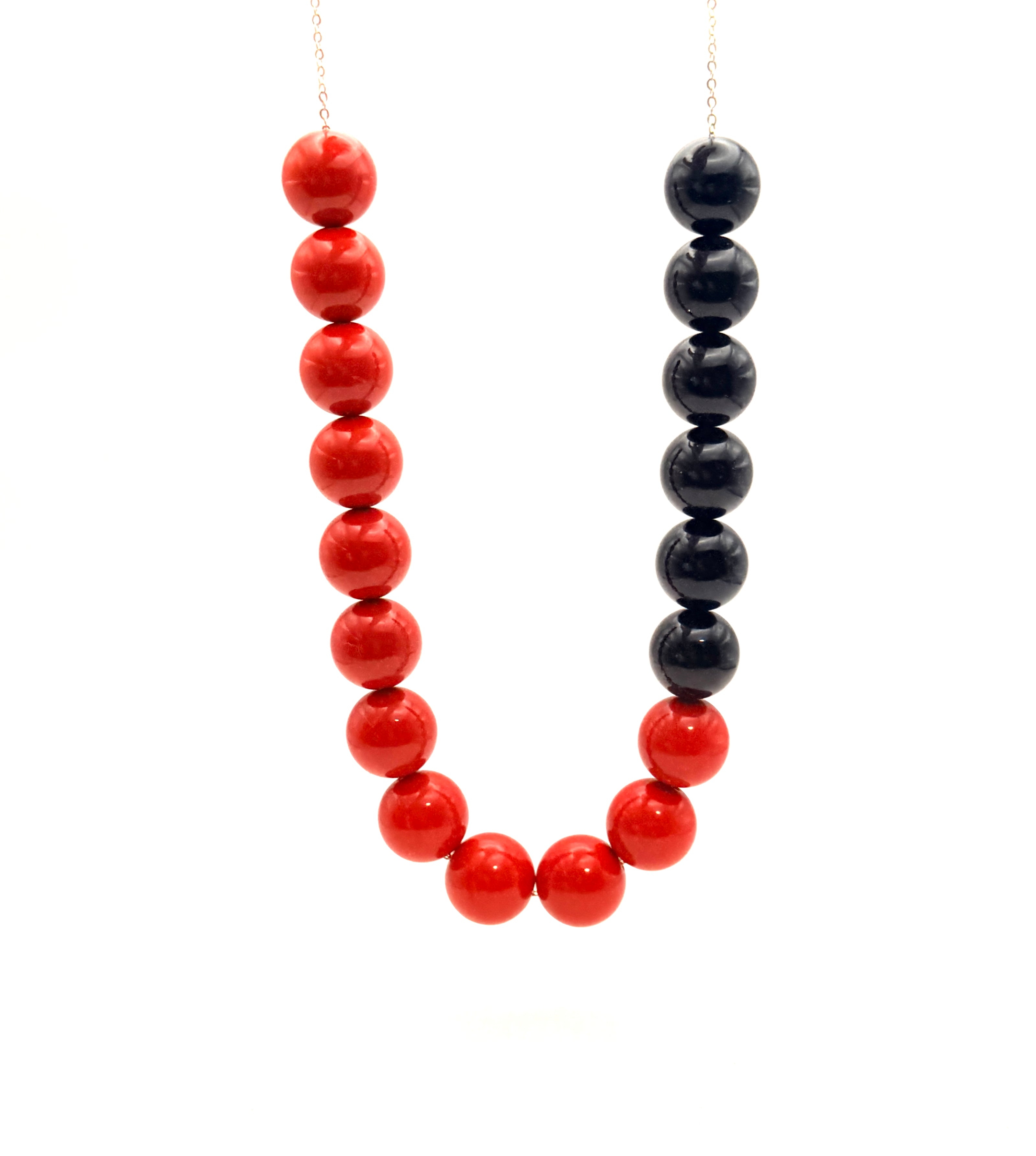 Big Beads Necklace - Red and Black