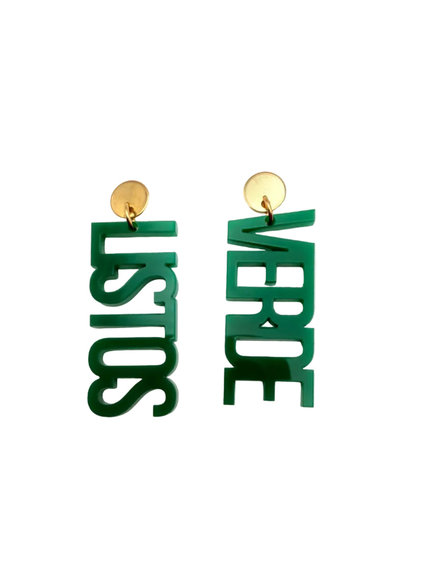 Green letters spelling 'VERDE LISTOS' on a beige background